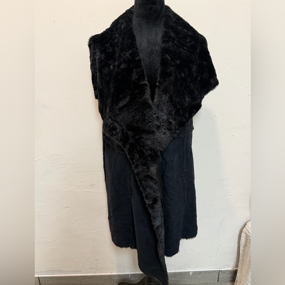 Fever Black Knit and Suede Vest with Faux Fur Trim